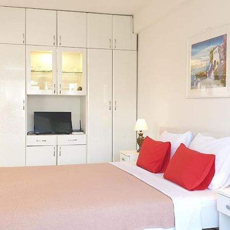 The White Apartment Ochryda Zewnętrze zdjęcie