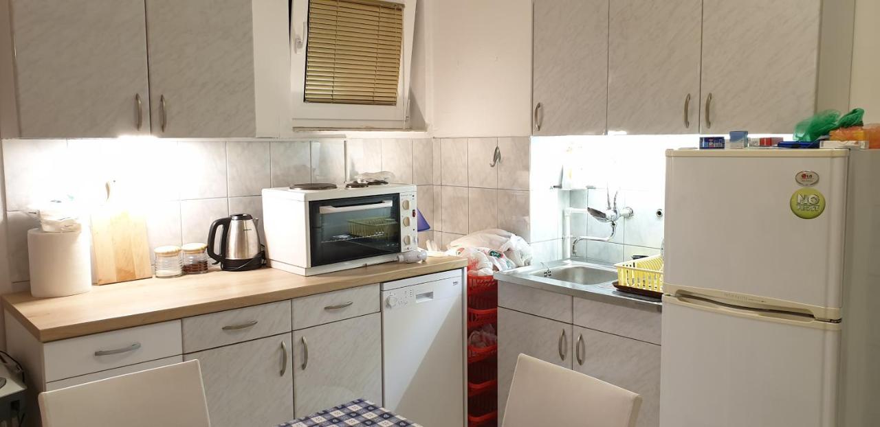The White Apartment Ochryda Zewnętrze zdjęcie