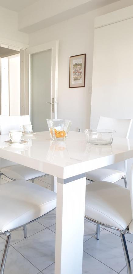 The White Apartment Ochryda Zewnętrze zdjęcie